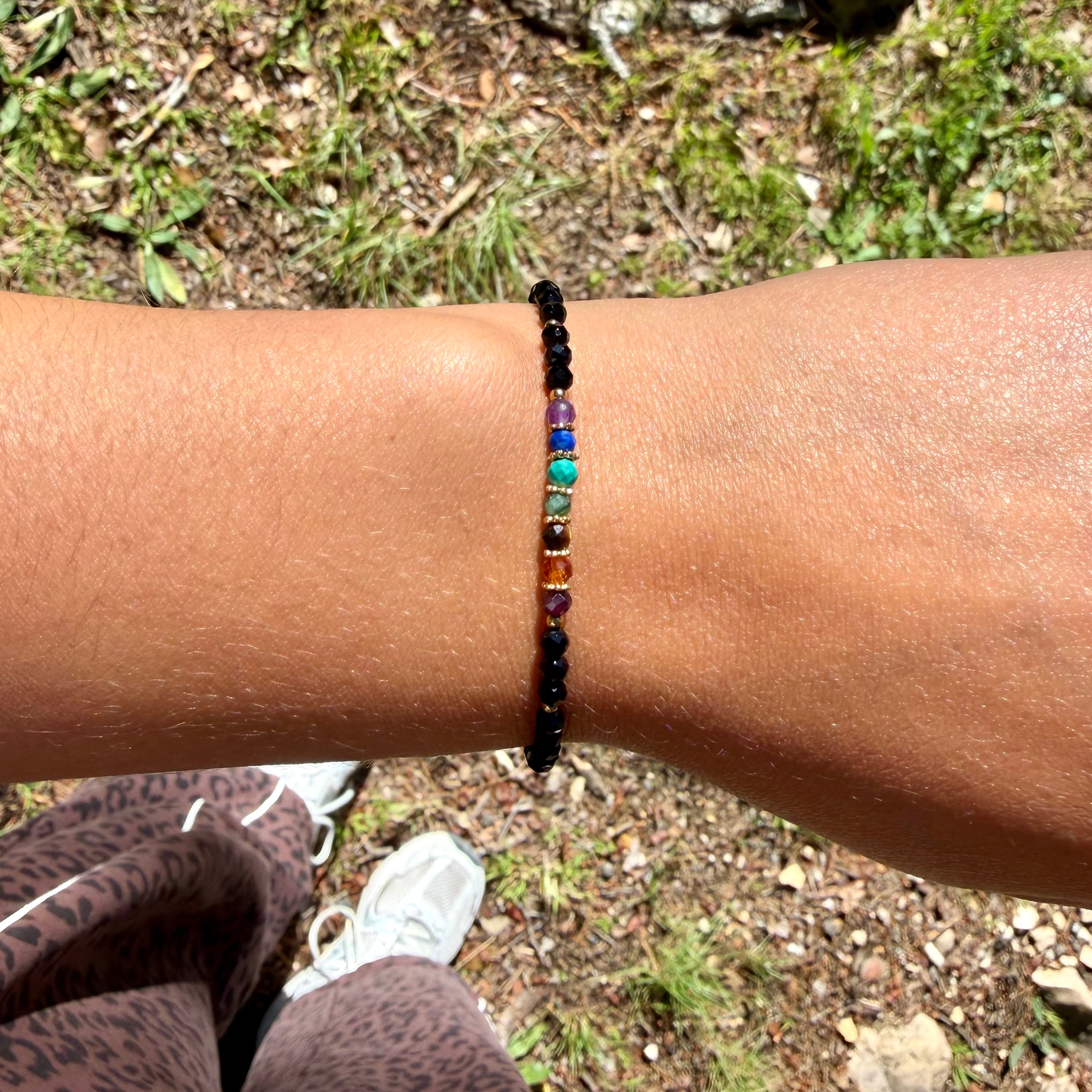 Bracelet "Eveil 7 Chakras" Onyx facetté